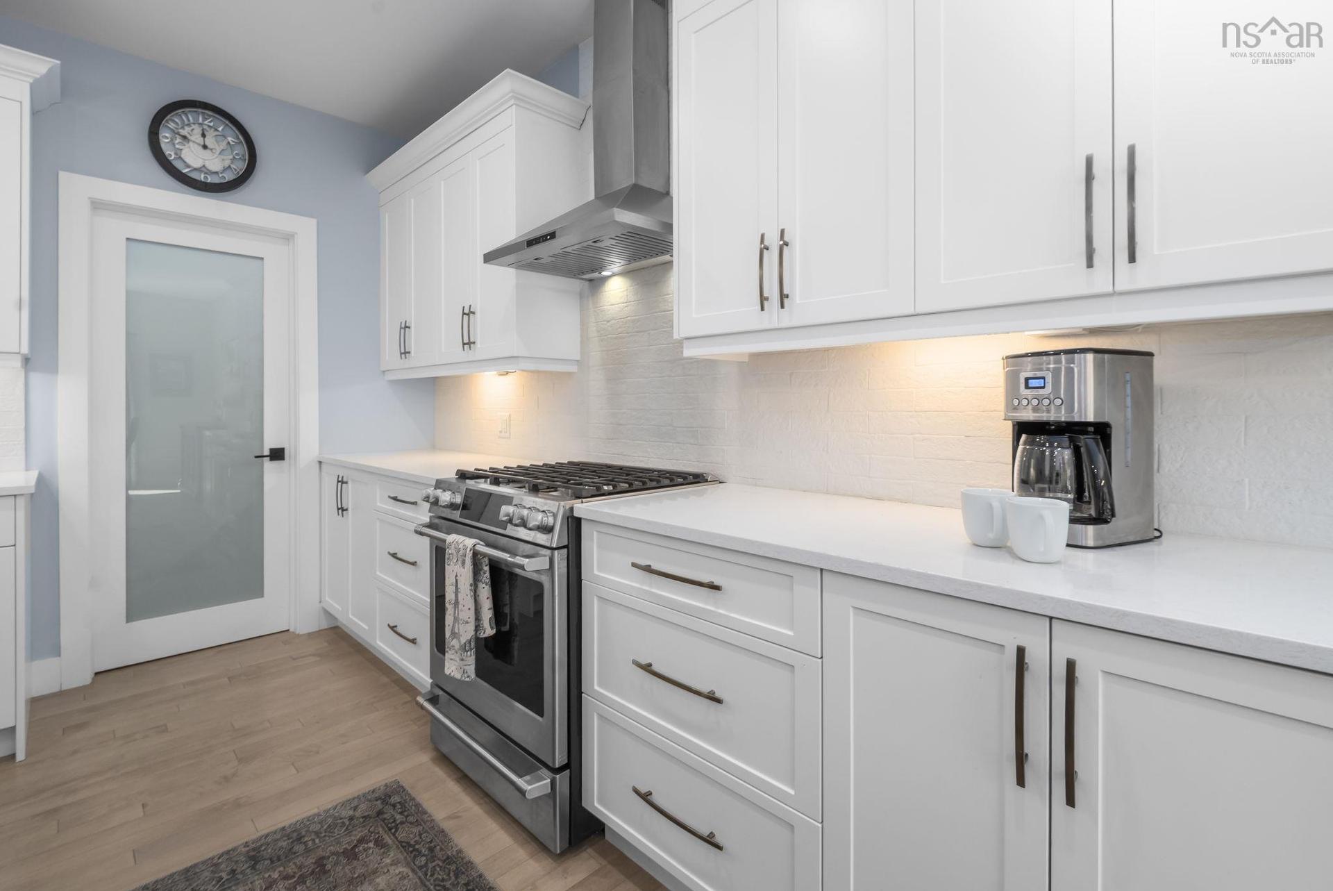 437 Heddas Way, Fall River, NS