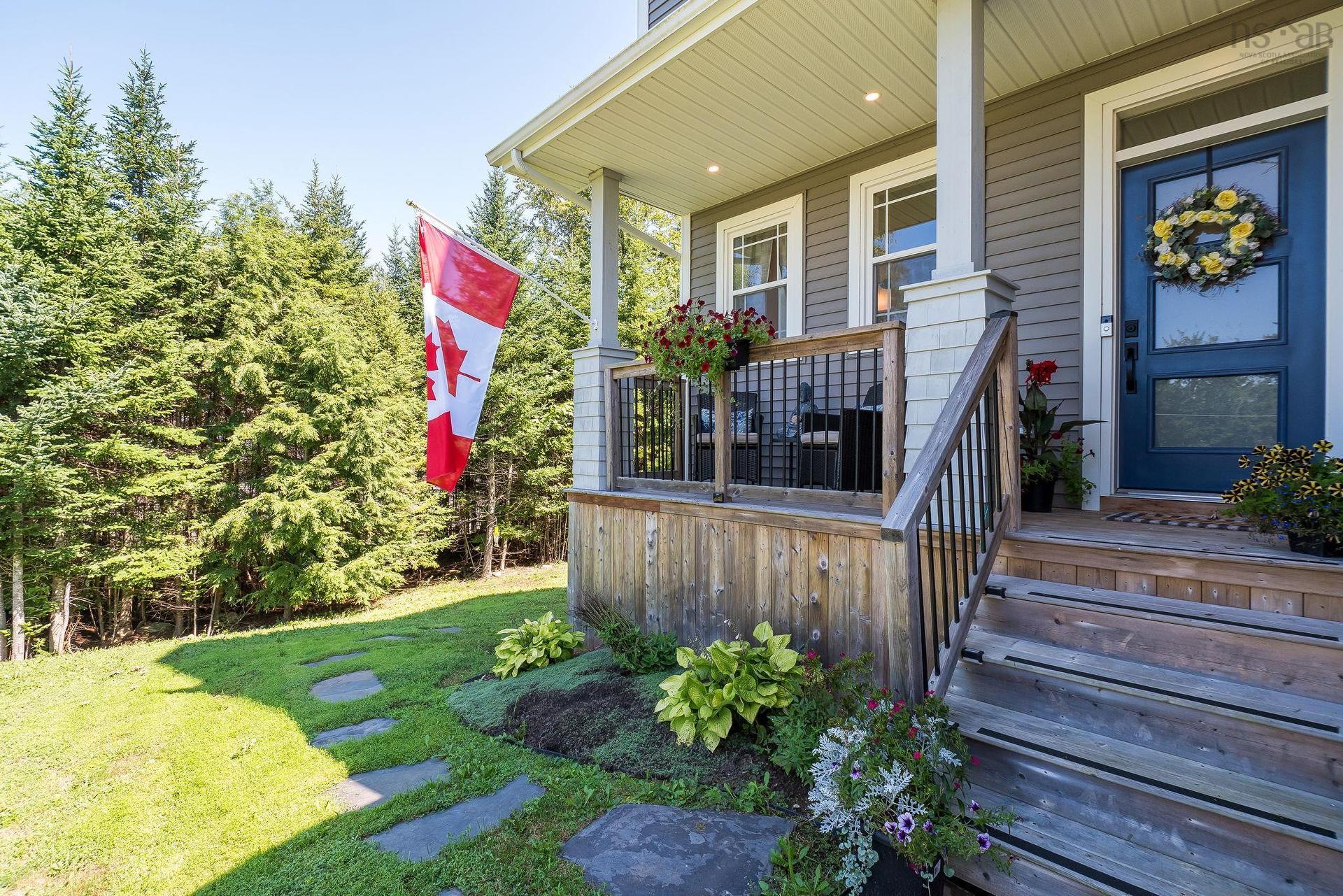 437 Heddas Way, Fall River, NS