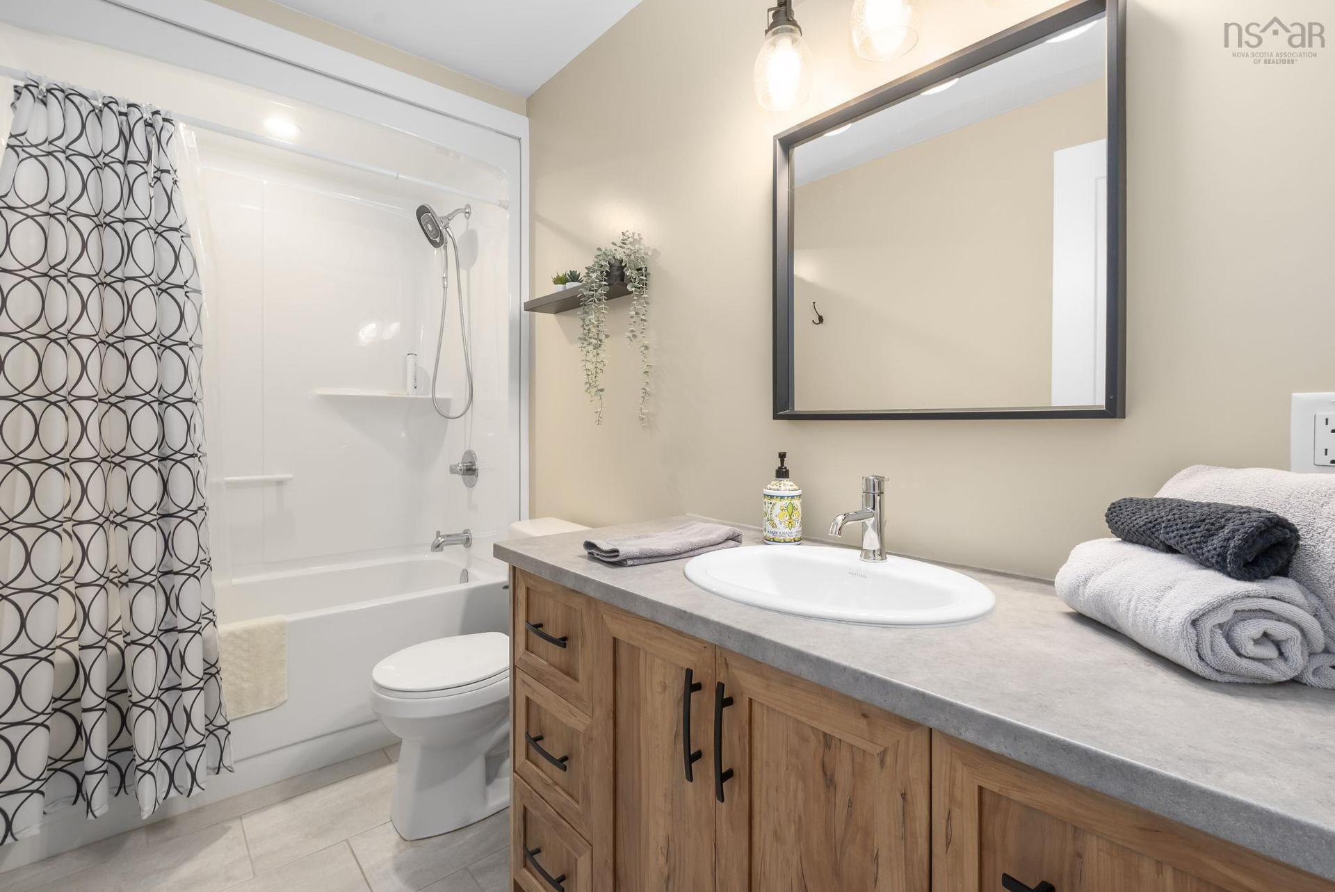 437 Heddas Way, Fall River, NS