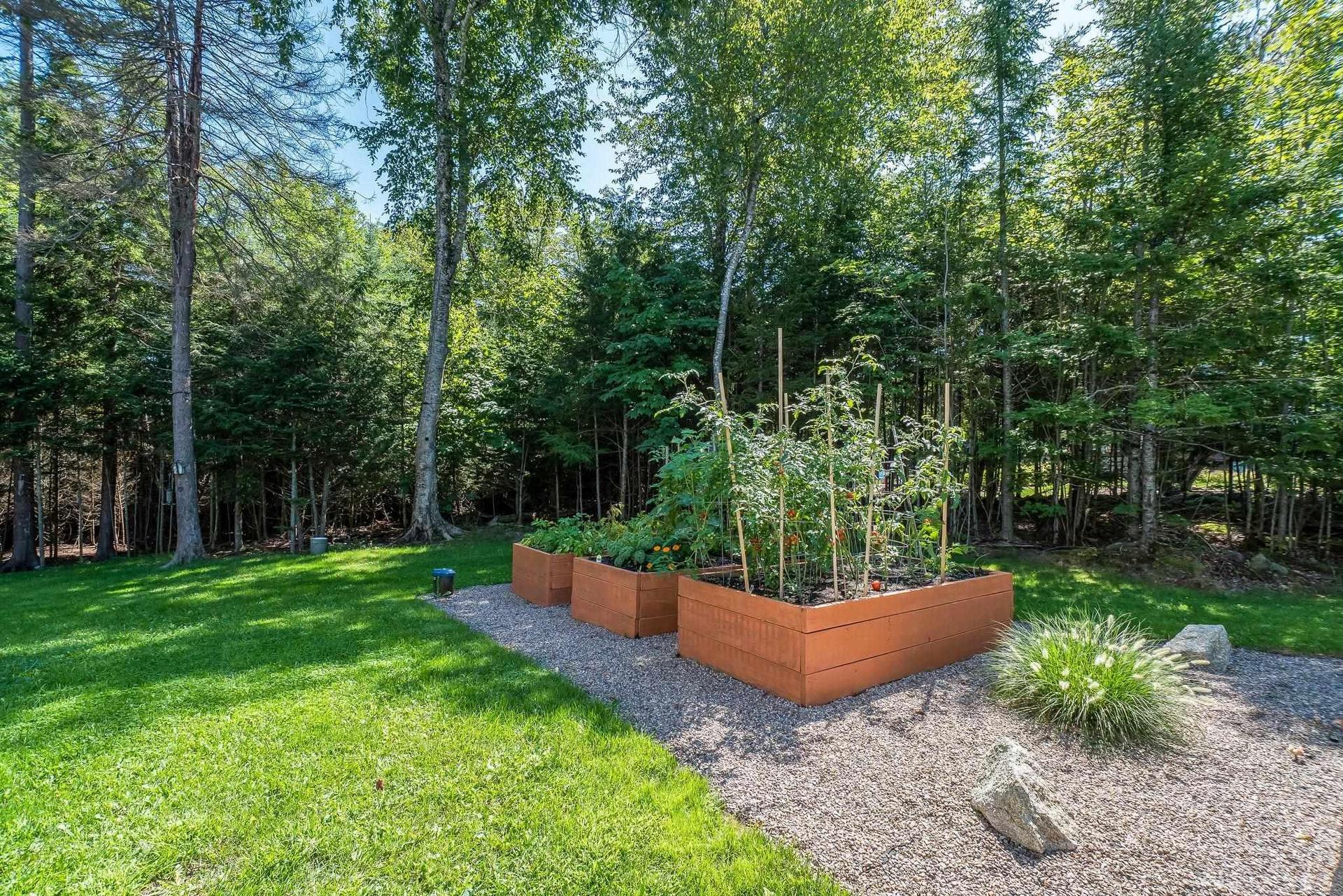 437 Heddas Way, Fall River, NS