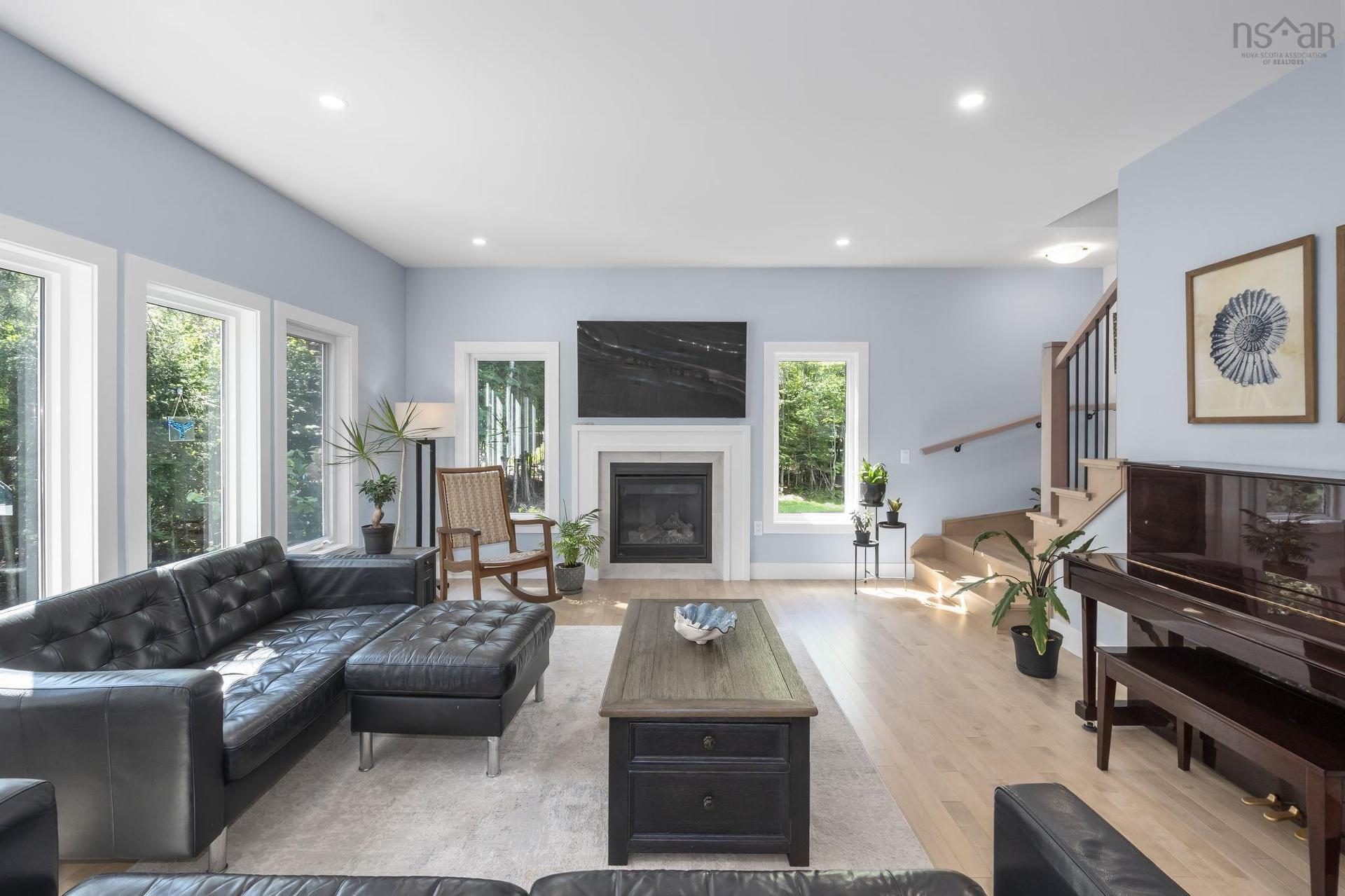 437 Heddas Way, Fall River, NS