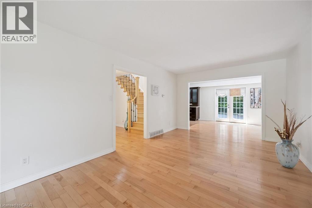 345 Beechlawn Drive, Waterloo, ON