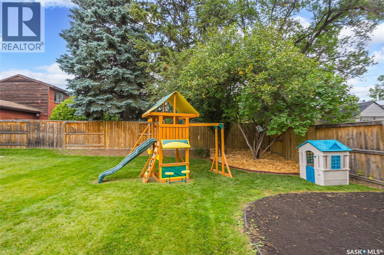 15 Dragan Crescent, Saskatoon, SK