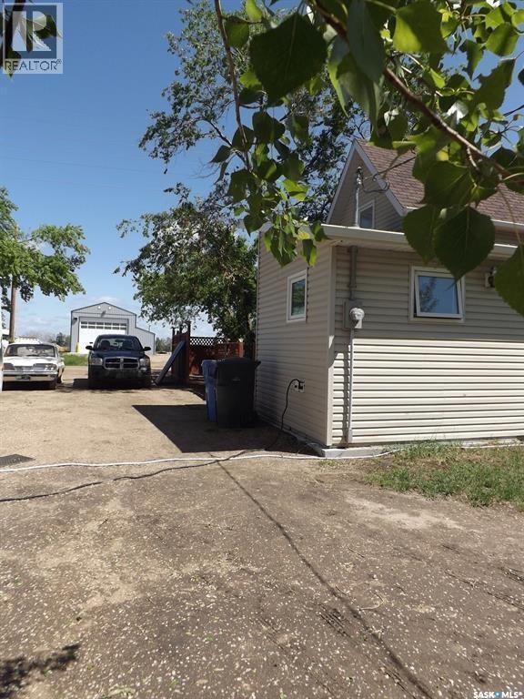 713 Beharrel Street, Oxbow, SK