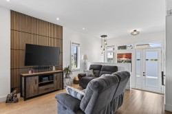 Salon - 