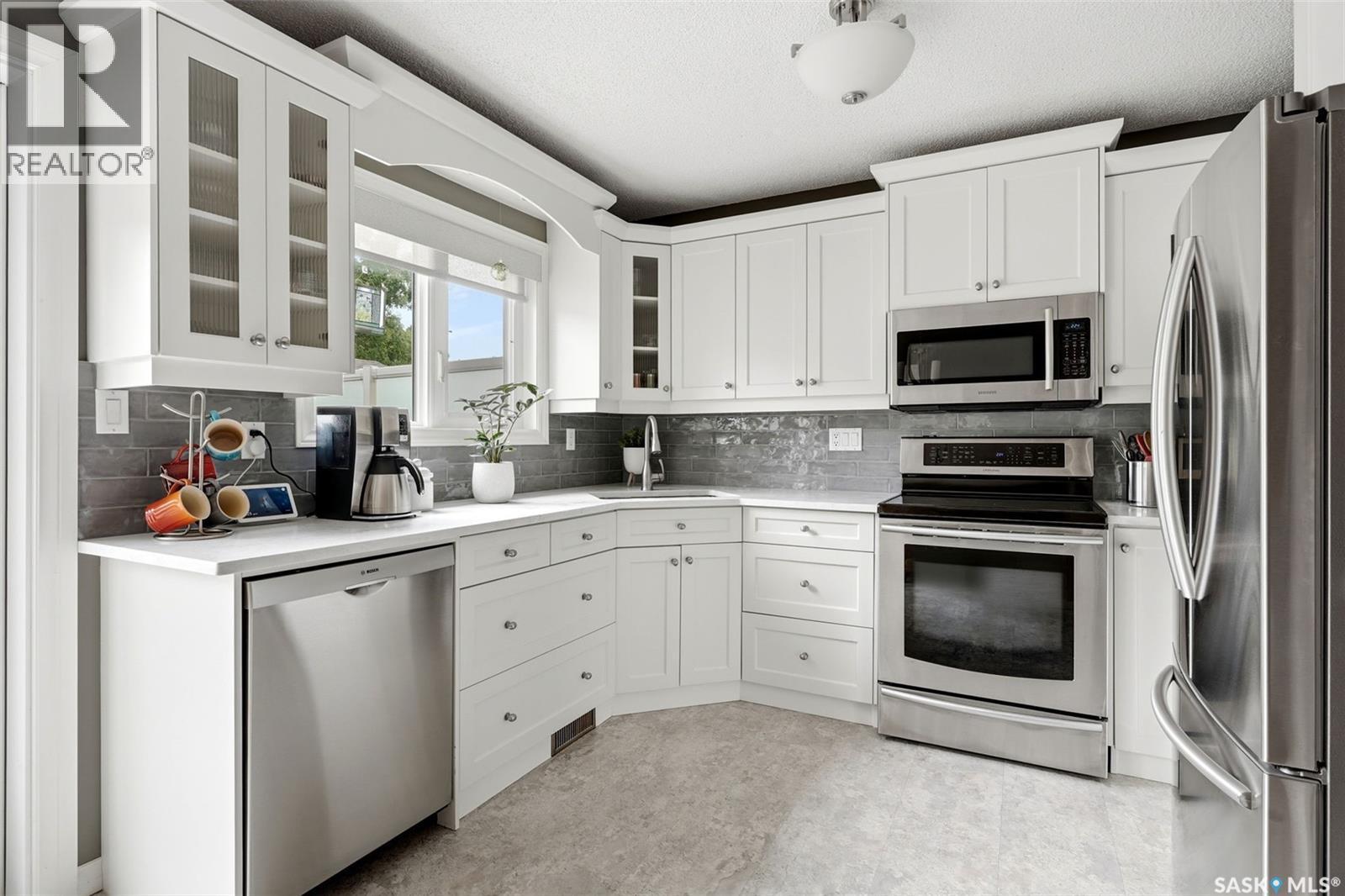 6422 Hird Crescent, Regina, SK