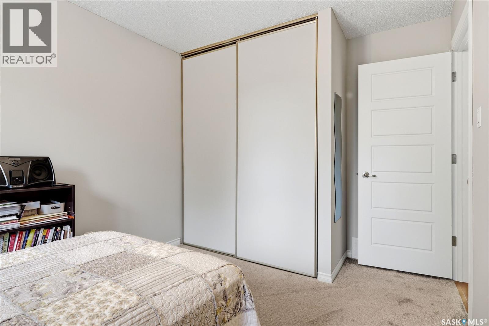 6422 Hird Crescent, Regina, SK