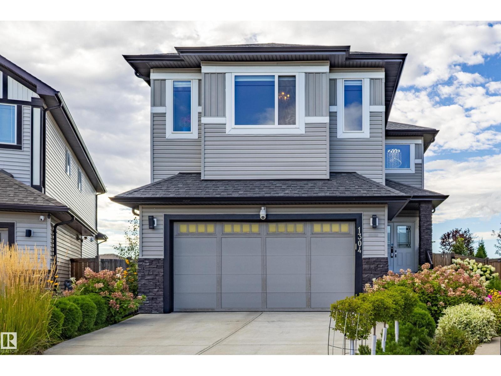 1304 165 St Sw, Edmonton, AB