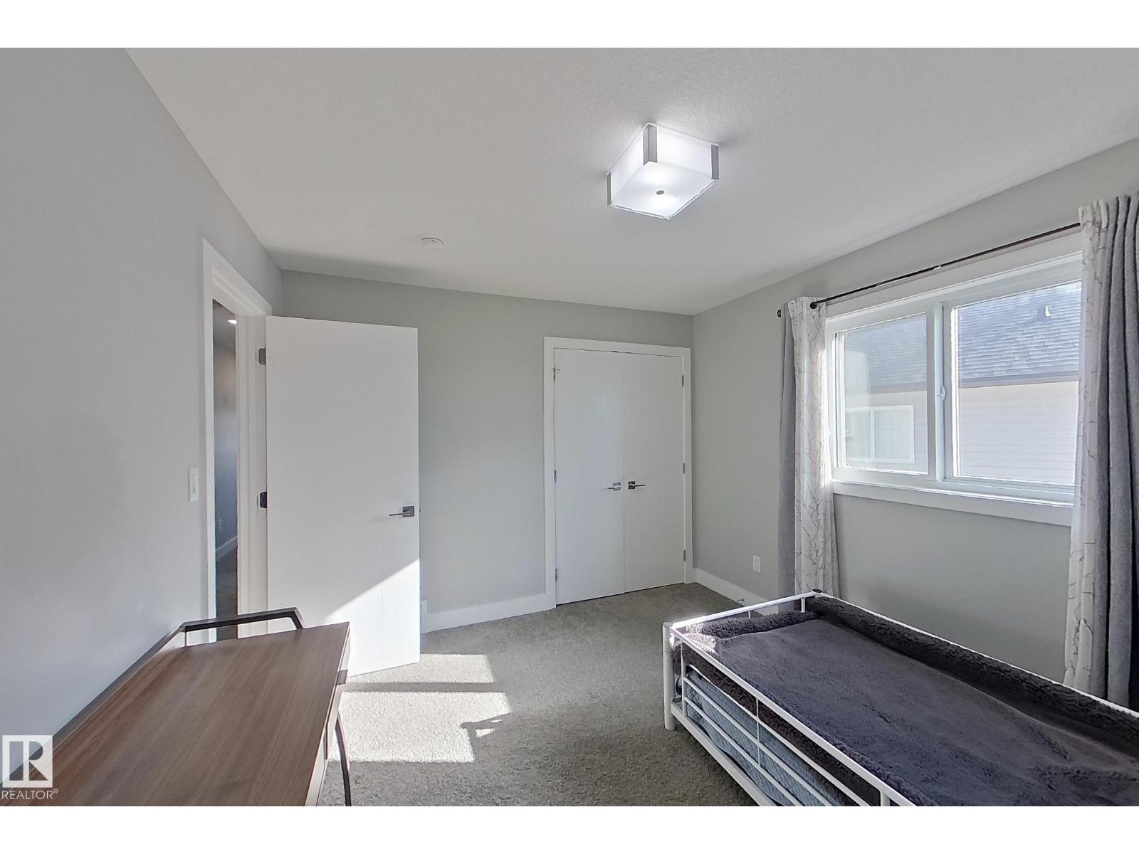 1304 165 St Sw, Edmonton, AB
