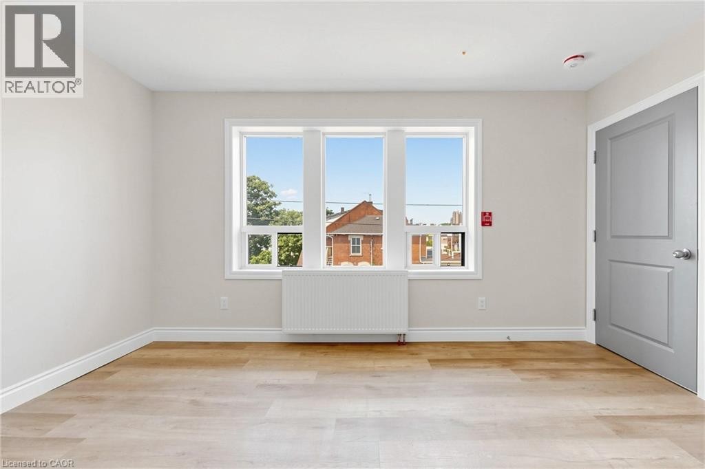65 Sanford Avenue S, Hamilton, ON