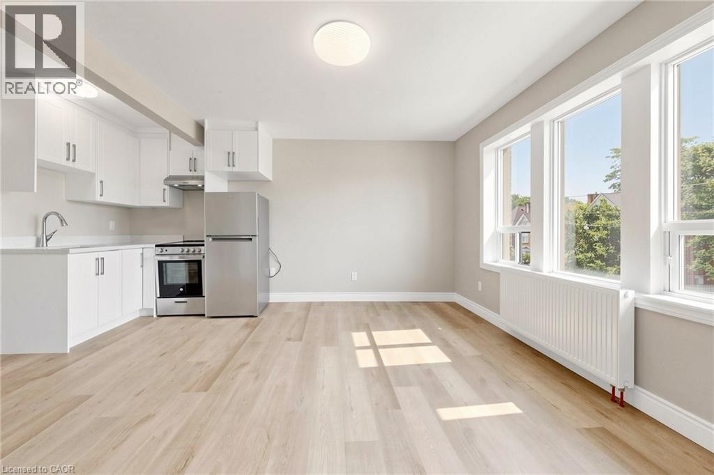 65 Sanford Avenue S, Hamilton, ON