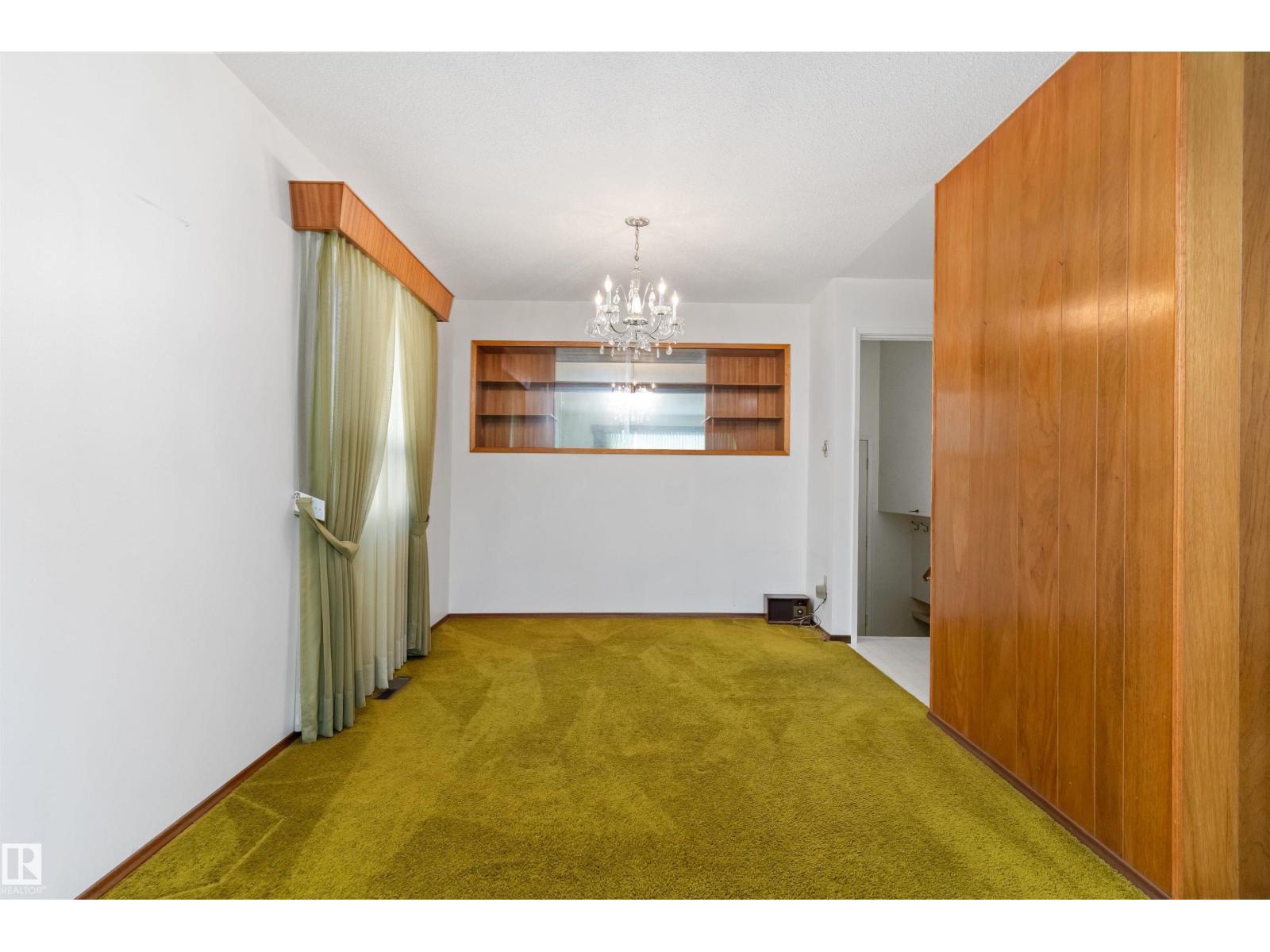 9807 165 St Nw, Edmonton, AB