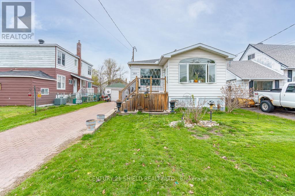 1 - 803 Leonard Avenue E, Cornwall, ON