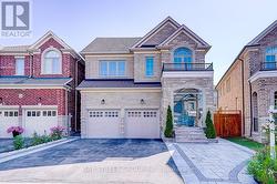 5 BLACKSMITH TRAIL East Gwillimbury, ON L9N 0R4