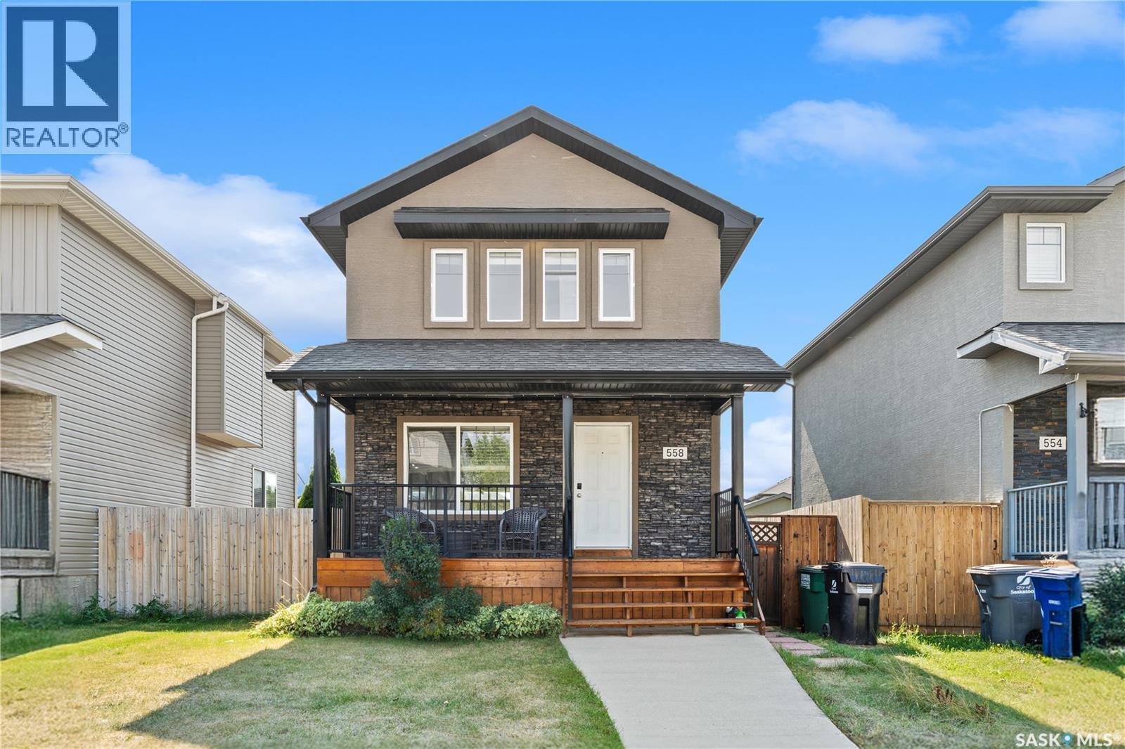 558 Geary Crescent, Saskatoon, SK