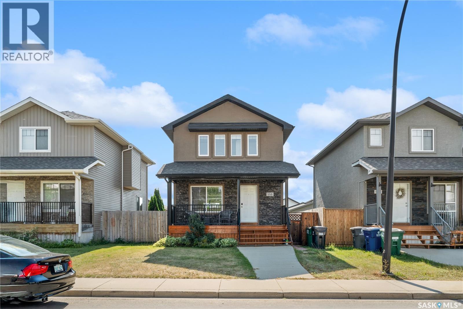 558 Geary Crescent, Saskatoon, SK