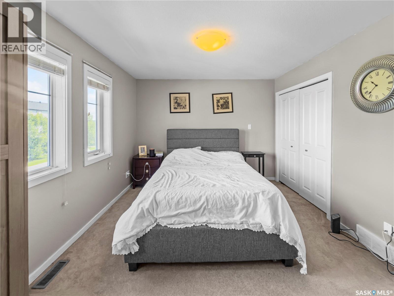 558 Geary Crescent, Saskatoon, SK