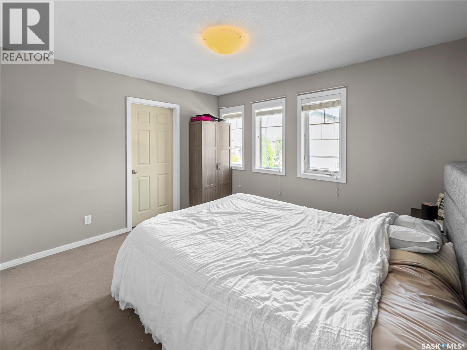 558 Geary Crescent, Saskatoon, SK