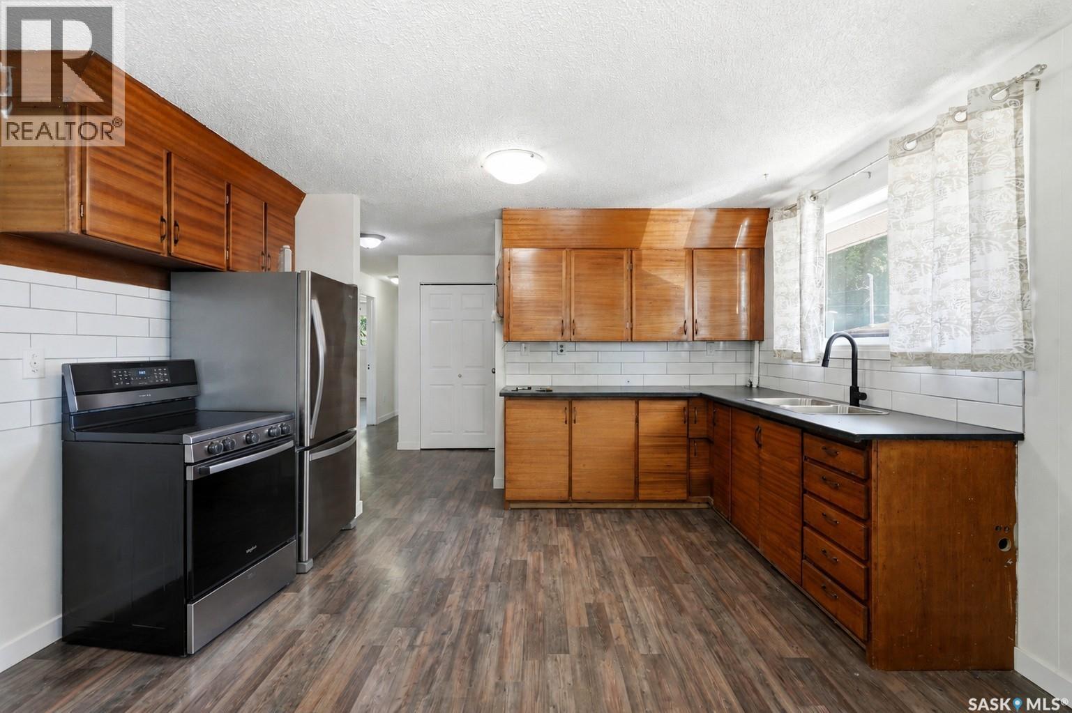 2525 Mcpherson Avenue, Saskatoon, SK