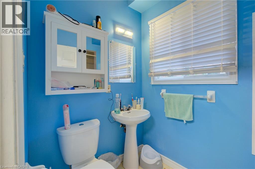 private 3 piece ensuite for primary bedroom 1 - 24 Hunt Street, Hamilton, ON