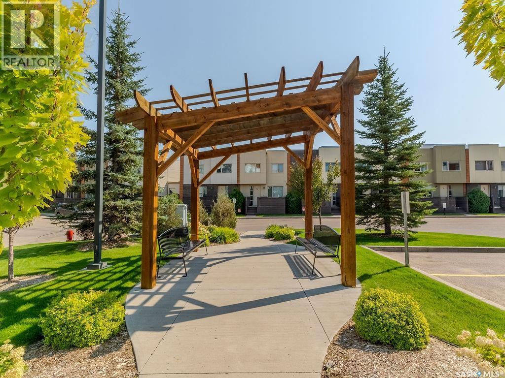 313 105 Willis Crescent, Saskatoon, SK
