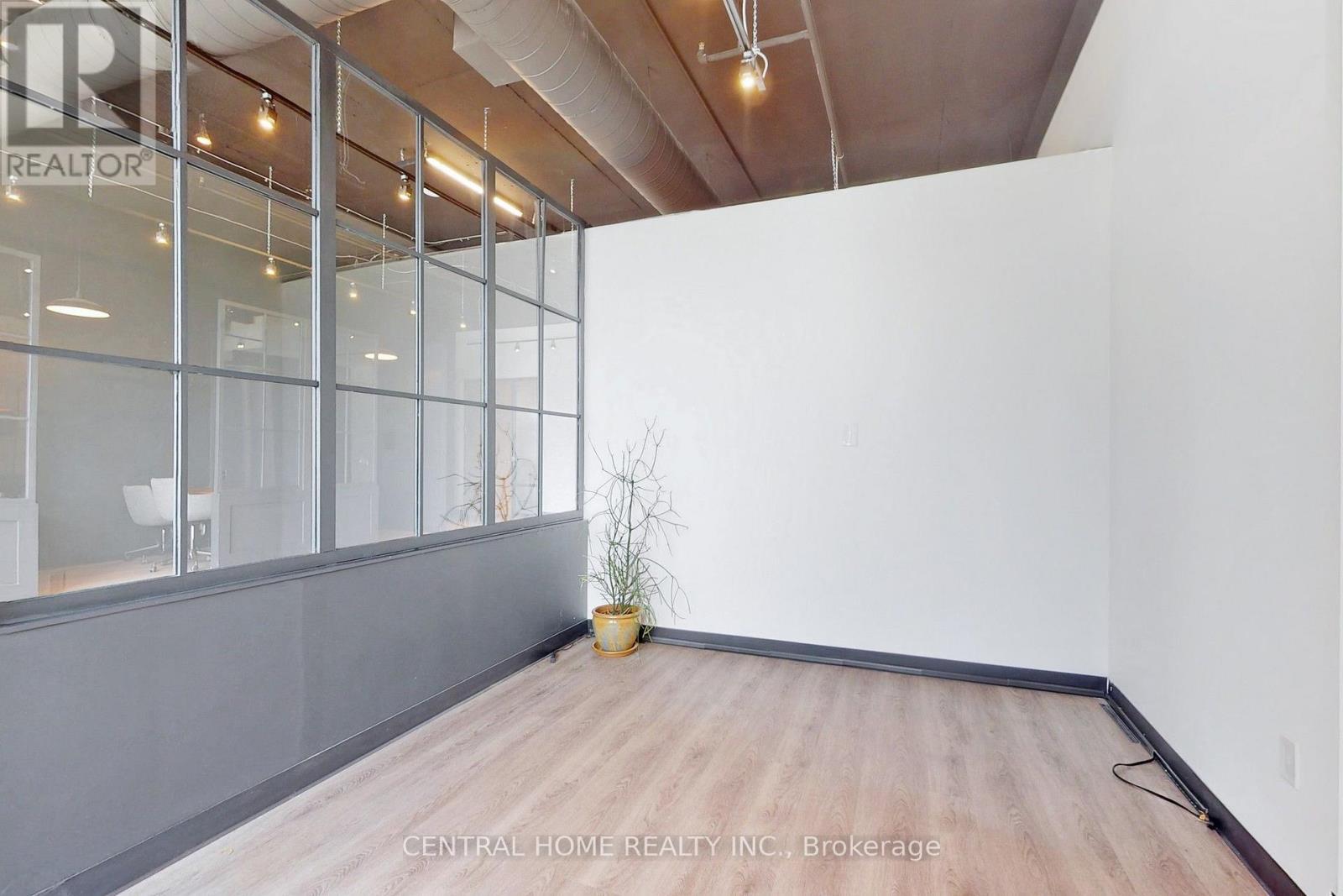 620 - 130 Queens Quay E, Toronto, ON