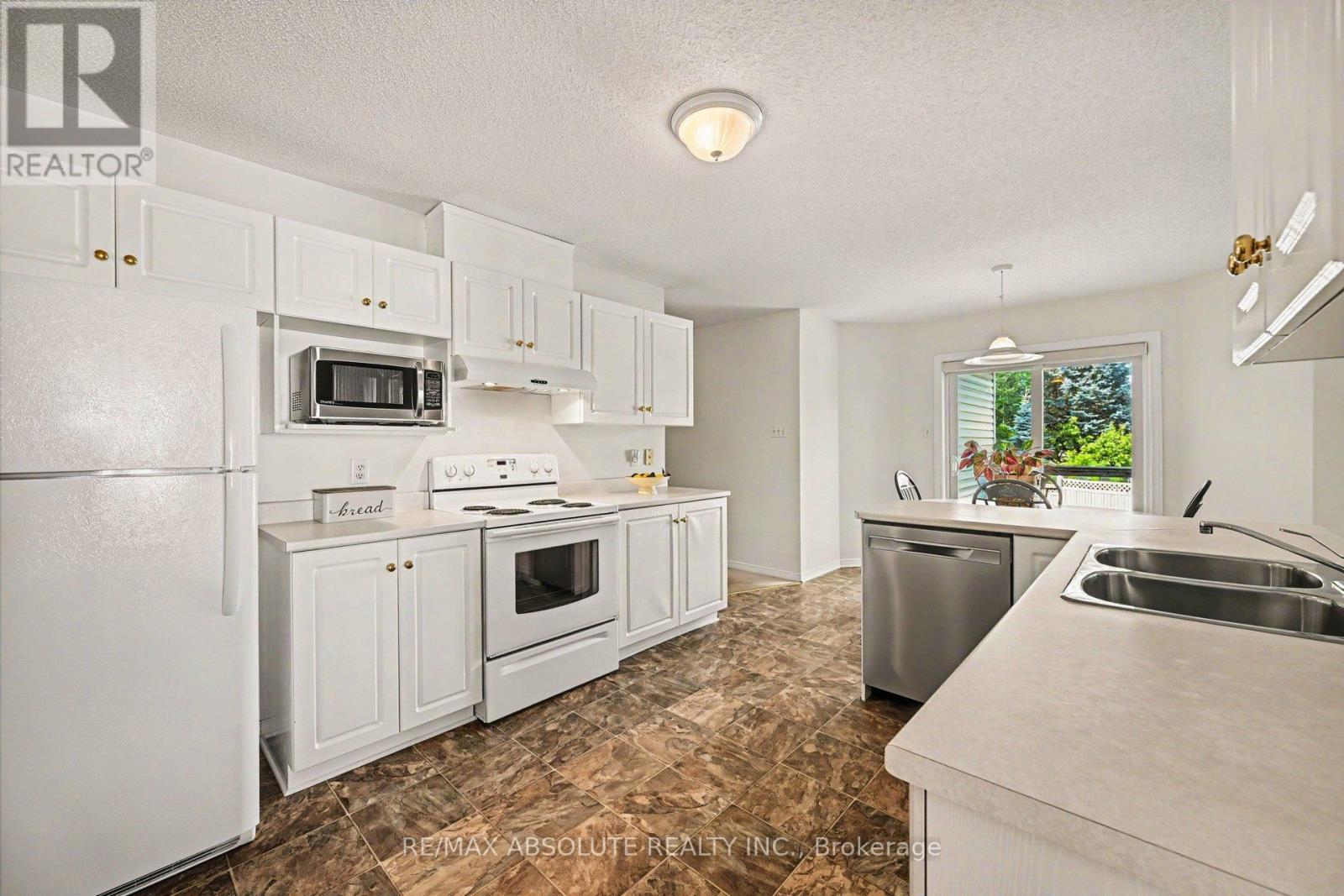 1 River Ridge Crescent, Arnprior, ON