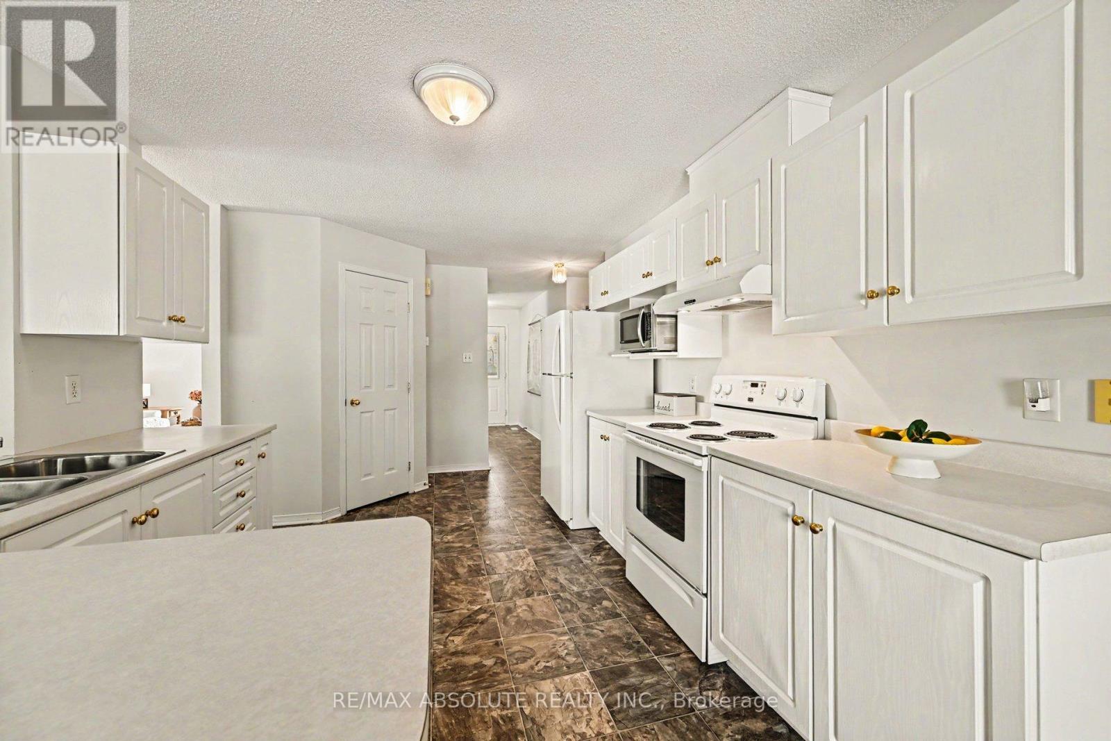 1 River Ridge Crescent, Arnprior, ON