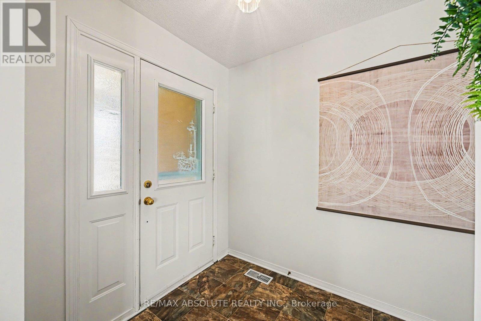 1 River Ridge Crescent, Arnprior, ON
