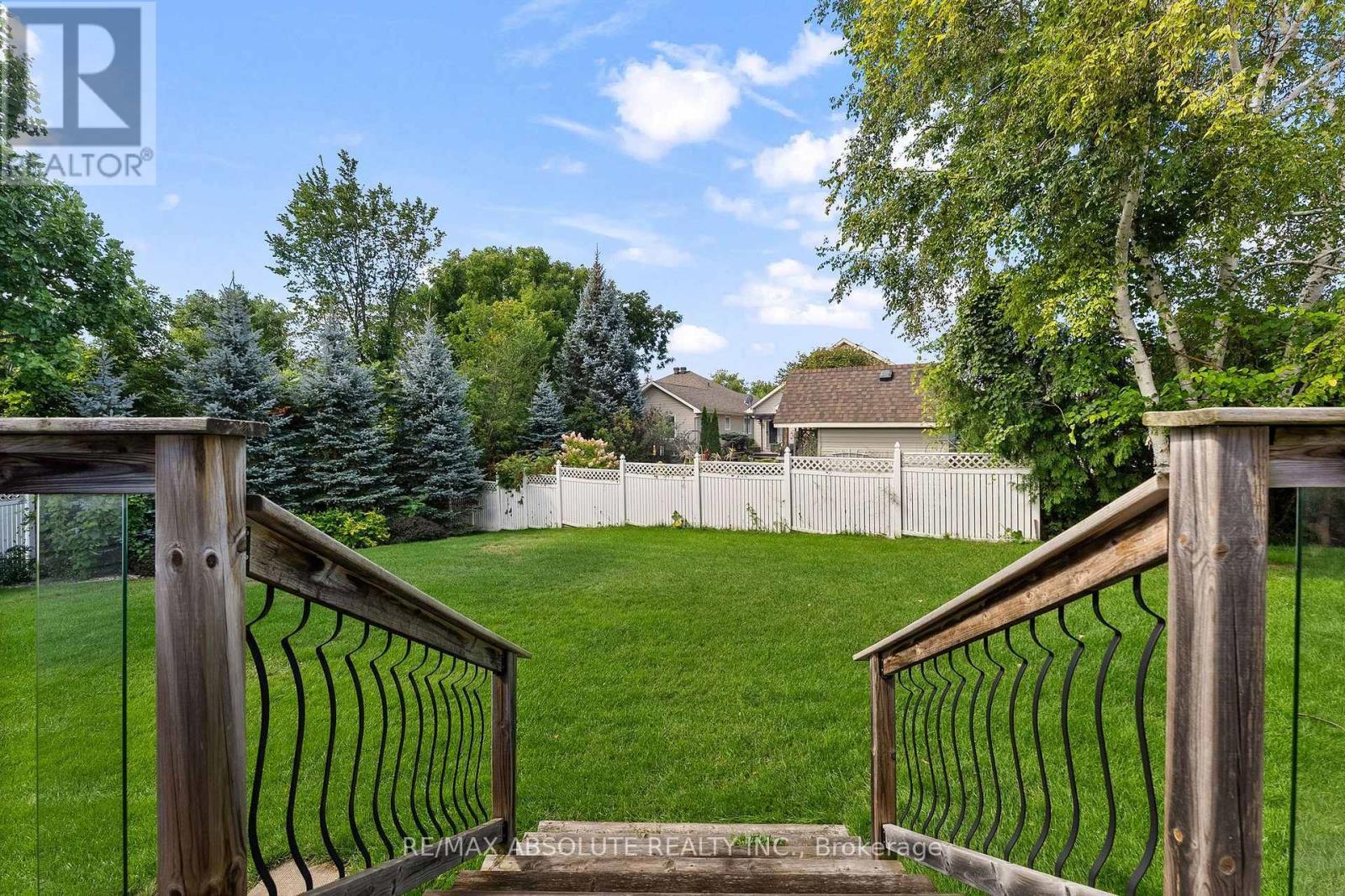 1 River Ridge Crescent, Arnprior, ON