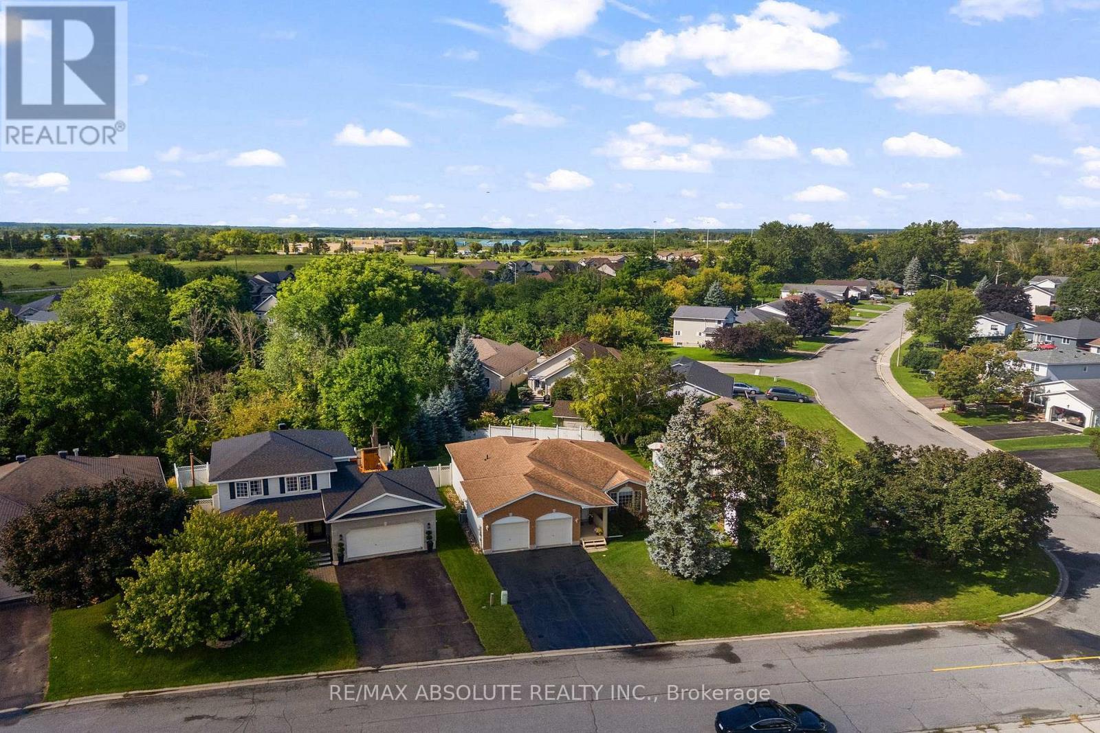 1 River Ridge Crescent, Arnprior, ON