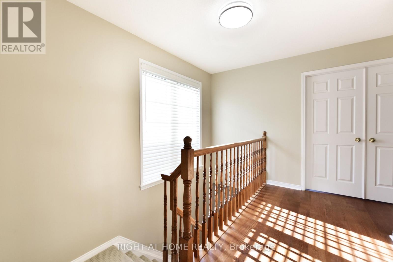 118 Braddock Private, Ottawa, ON