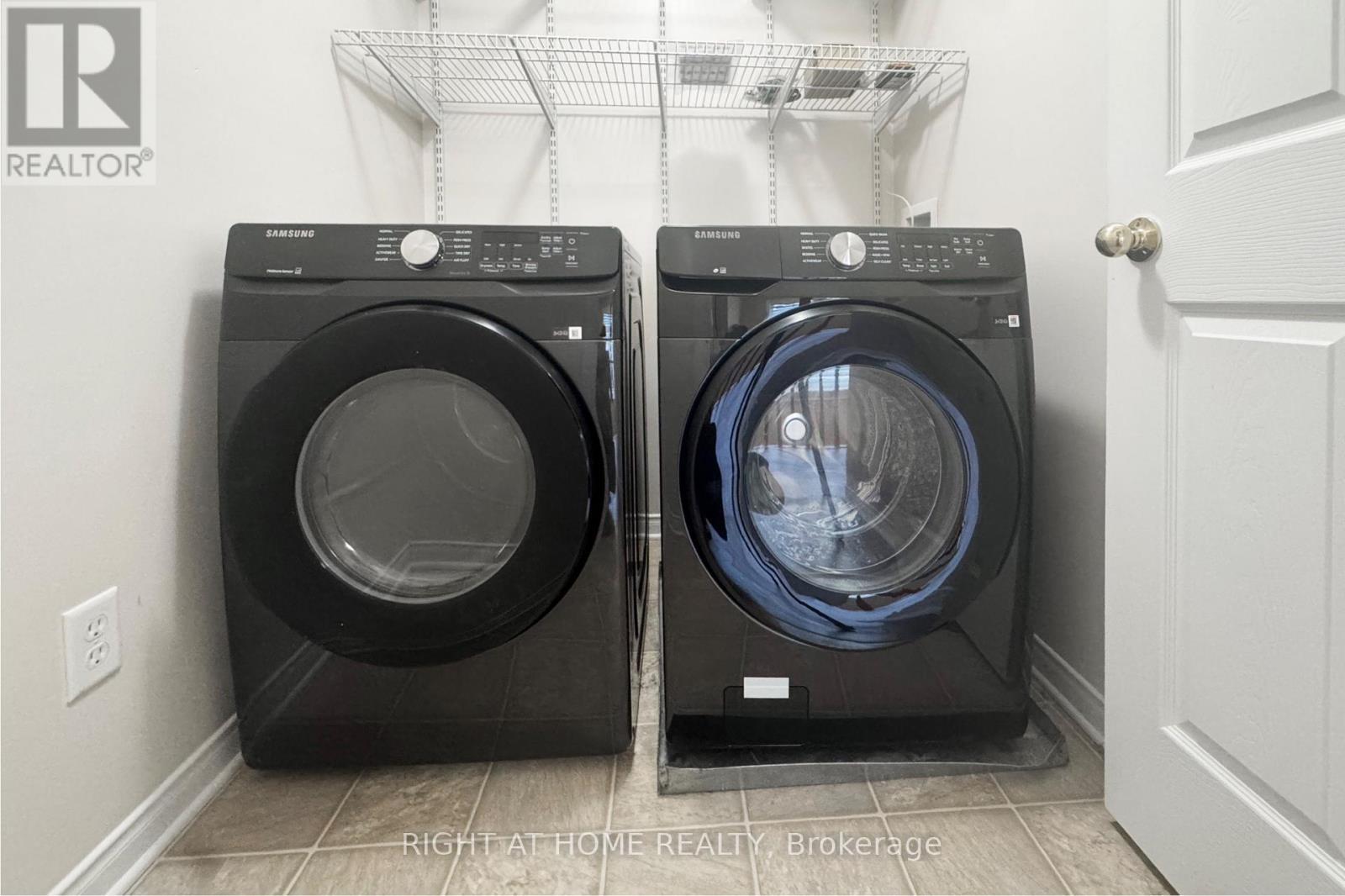 118 Braddock Private, Ottawa, ON