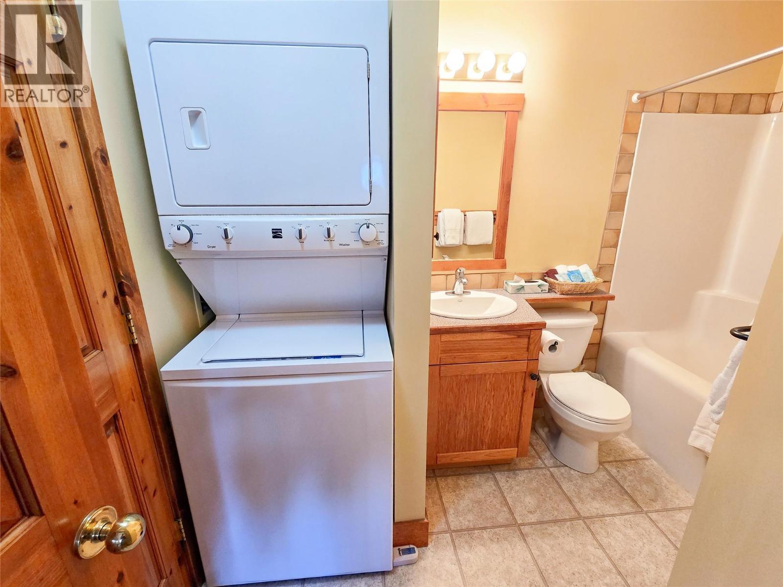701 14A Crescent Unit# 336I, Invermere, BC