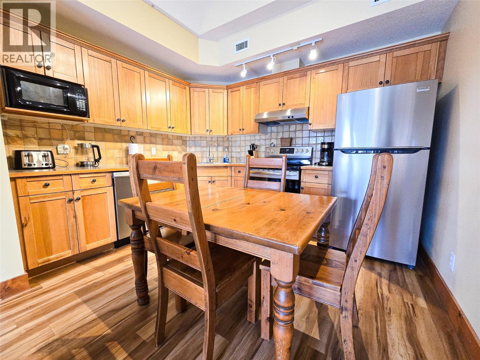 701 14A Crescent Unit# 336I, Invermere, BC
