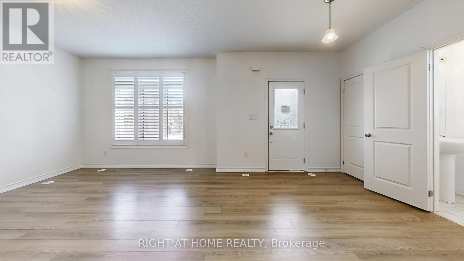 16 - 2710 William Jackson Drive E, Pickering, ON