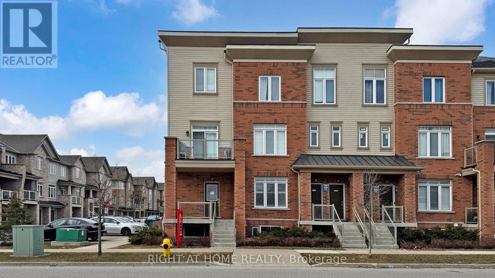 16 - 2710 William Jackson Drive E, Pickering, ON