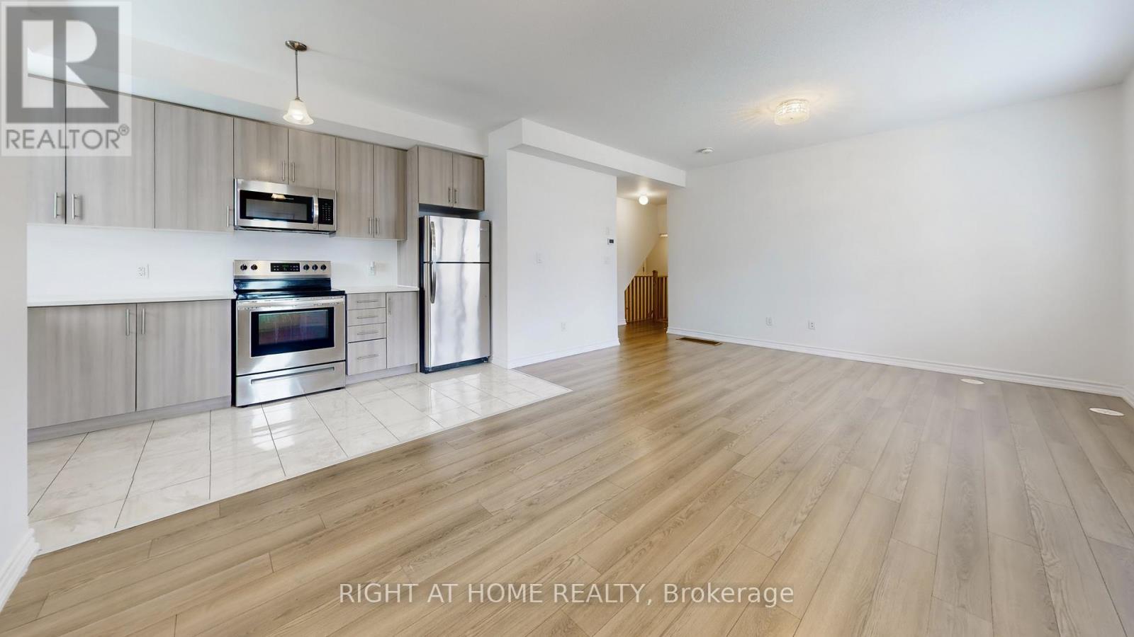 16 - 2710 William Jackson Drive E, Pickering, ON