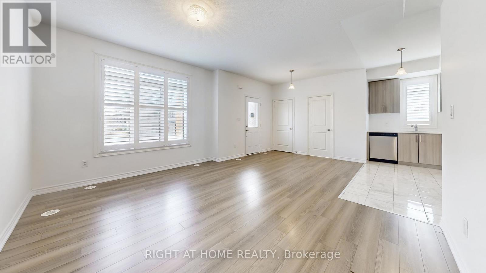 16 - 2710 William Jackson Drive E, Pickering, ON
