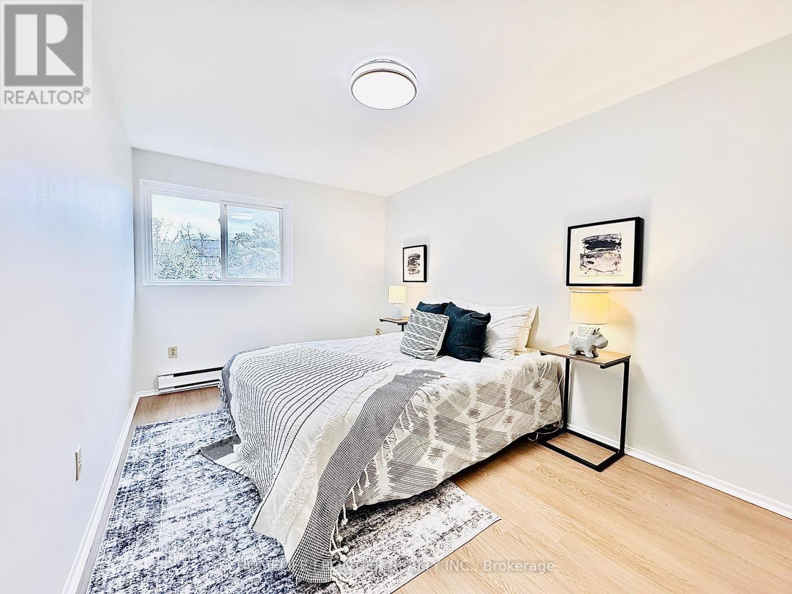 133 Thorny Vine Way E, Toronto, ON