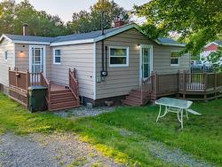 148 Highland Street Glace Bay, NS B1A 2V3