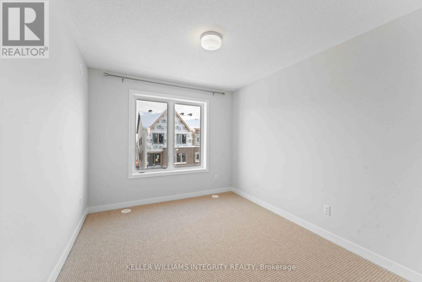 588 Woven Private, Ottawa, ON