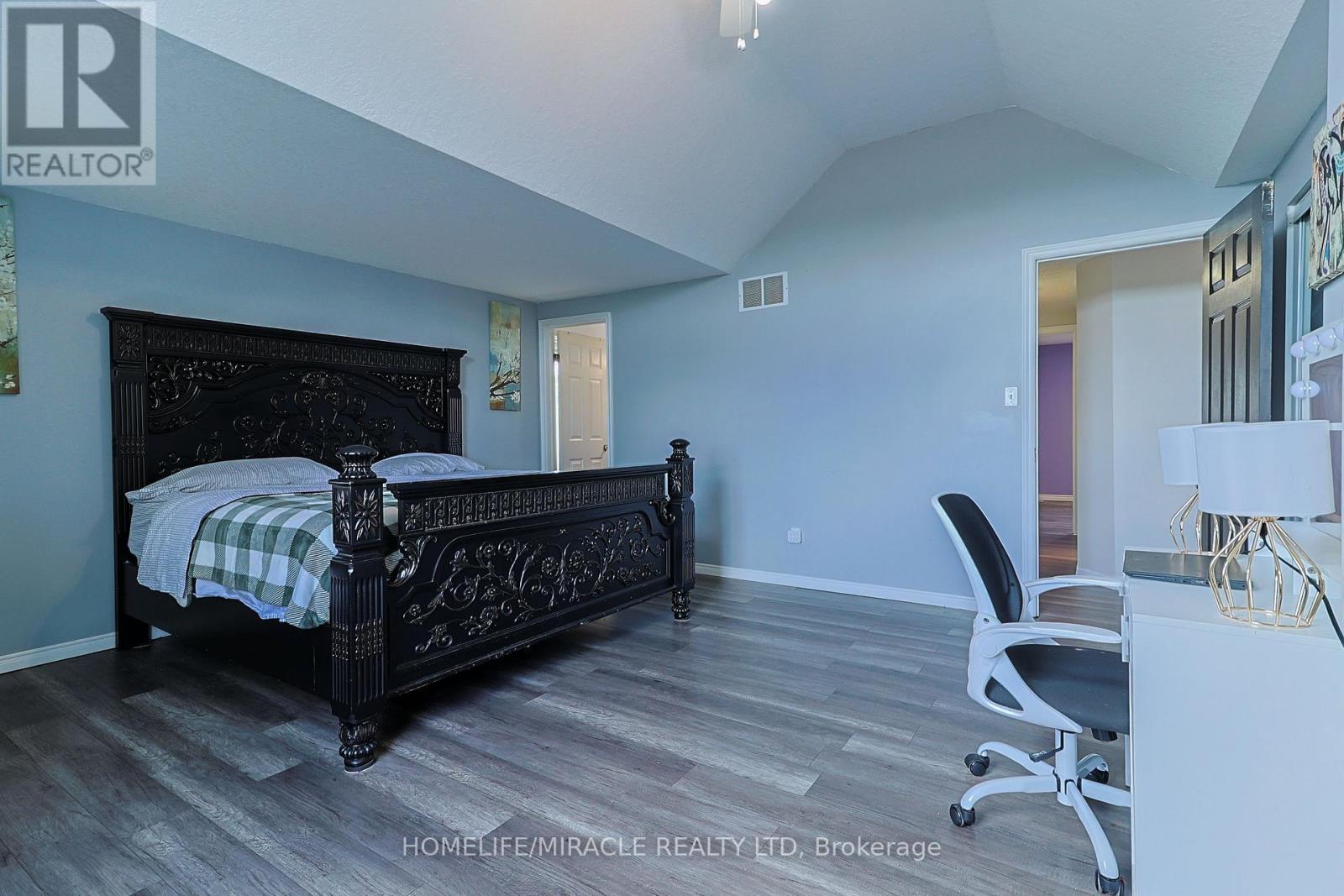 46 Heatherwood Place, Kitchener, ON