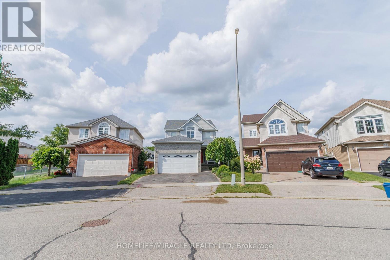 46 Heatherwood Place, Kitchener, ON