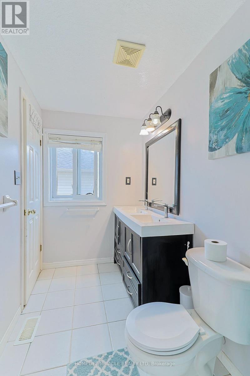 46 Heatherwood Place, Kitchener, ON