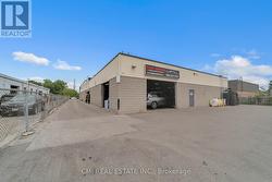 2 - 60 INDUSTRIAL ROAD Richmond Hill, ON L4C 2Y1