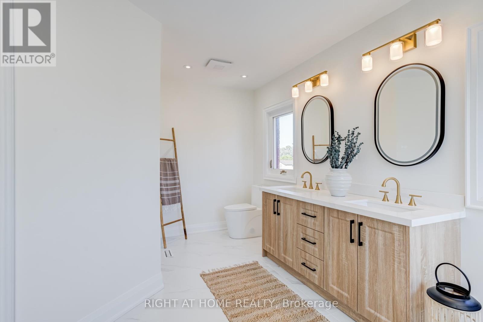 2598 Mason Heights, Mississauga, ON