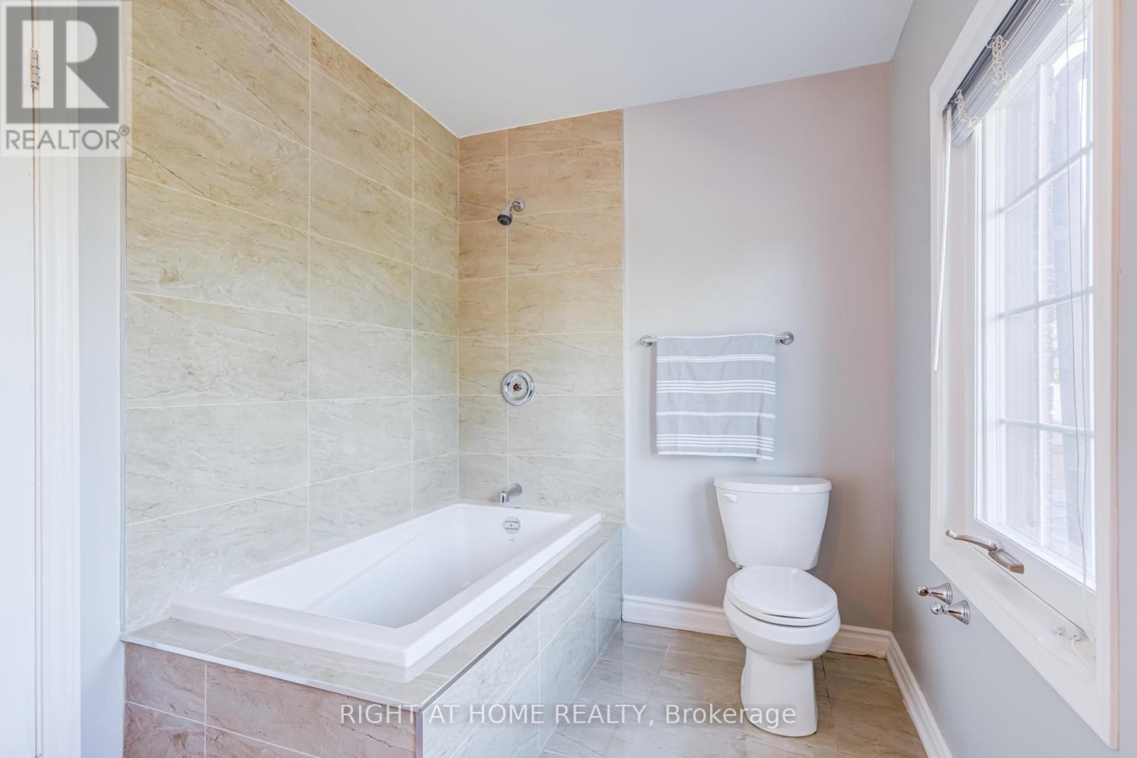 2598 Mason Heights, Mississauga, ON