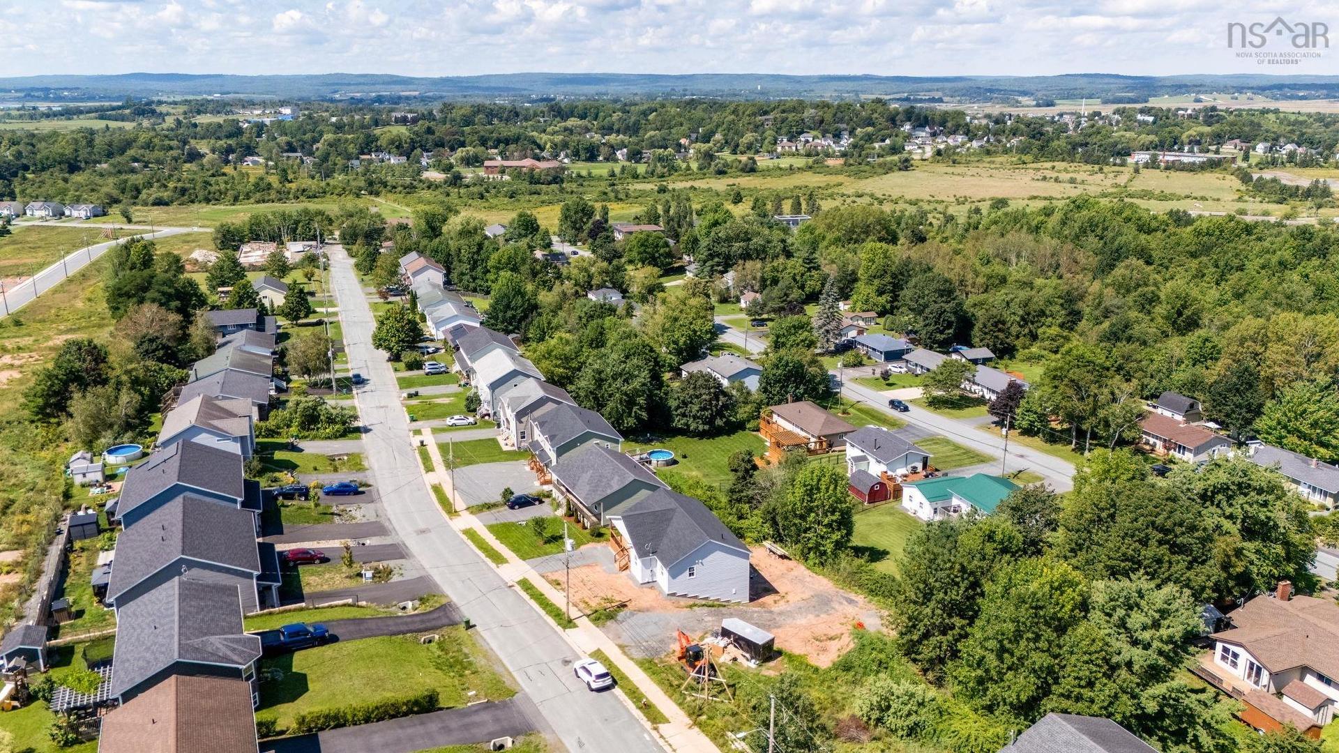 75 Burgess Crescent, Windsor, NS