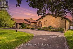 126 CASEY ROAD Belleville (Thurlow Ward), ON K8N 4Z6